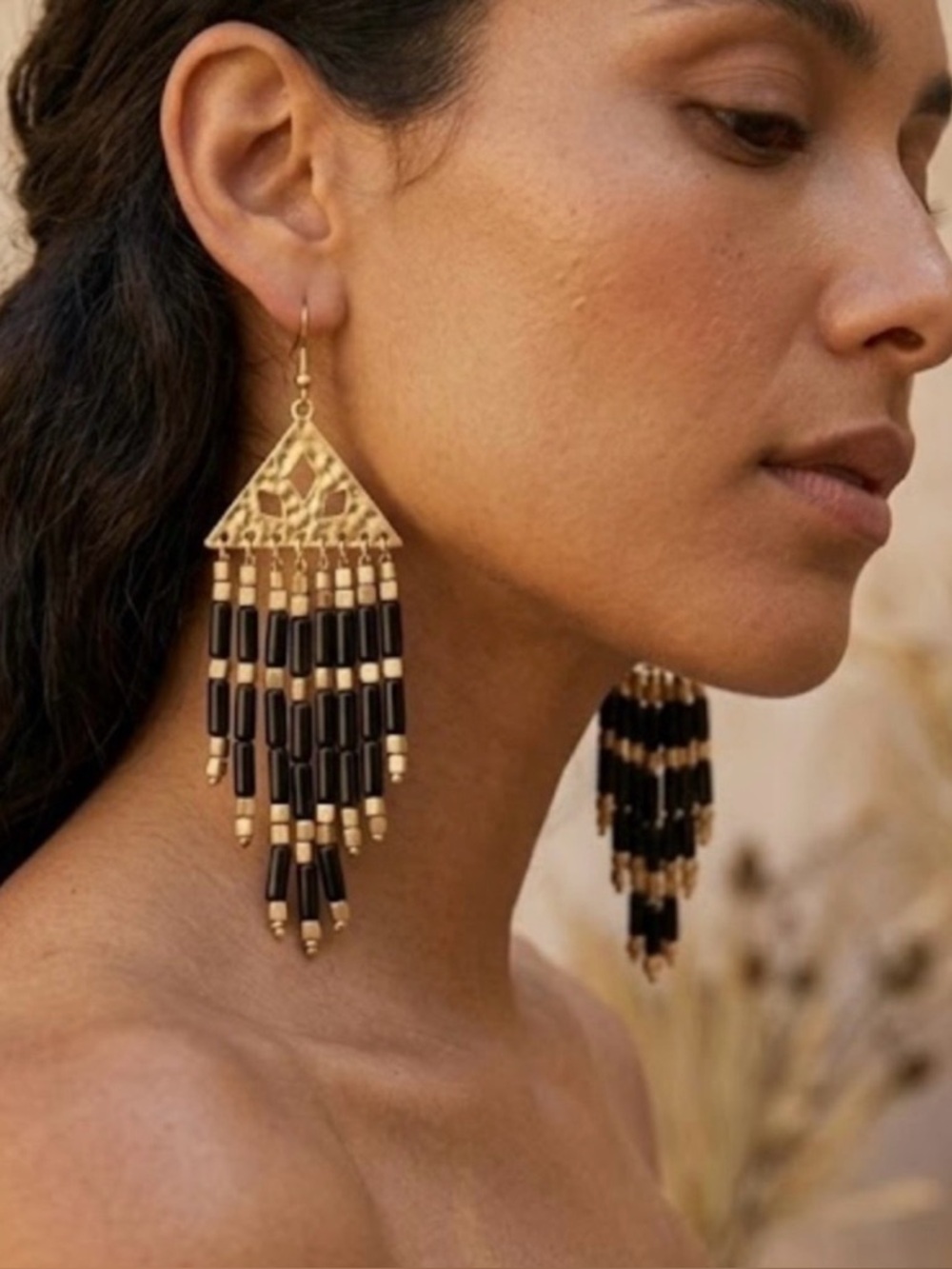 Plunder NWT Women’s Gold and Black Beaded Fringe Earrings